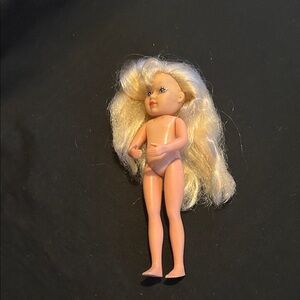 1985 Creata Blonde Hair Doll, Blue Eyes
